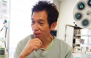 梅島動物病院　勝山　義夫院長　２